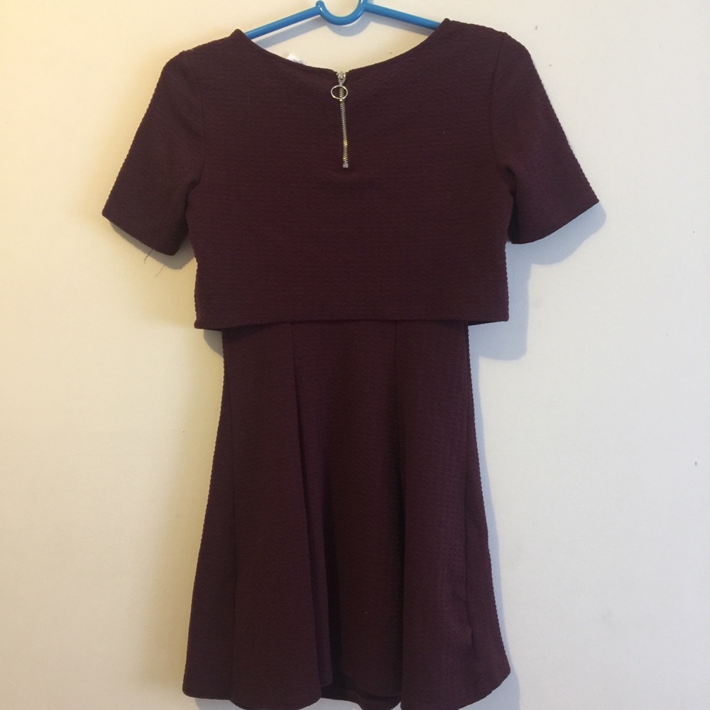 Burgundy skater dress - Picture 3 of 4